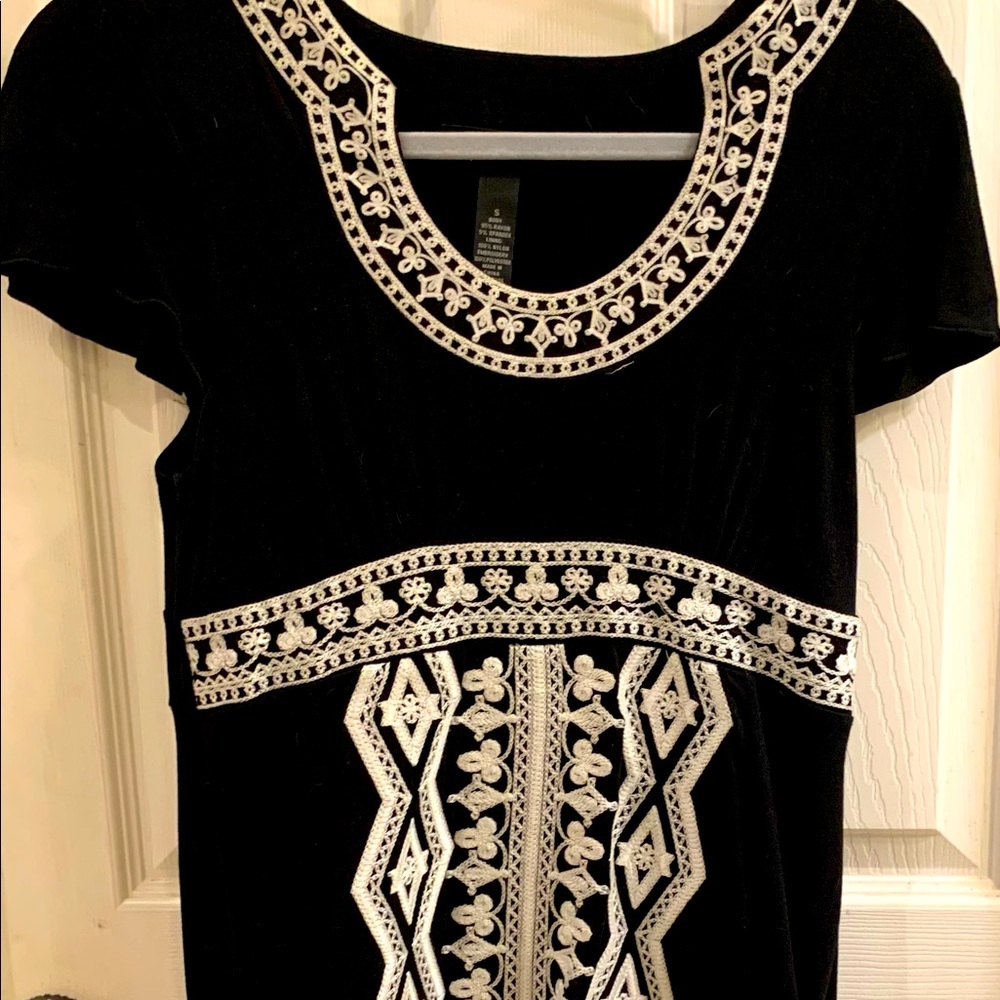 INC - cute Everyone Needs something Black & White